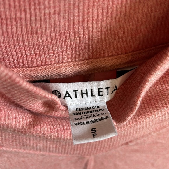 Athleta pink oversized sweater. - Picture 6 of 8